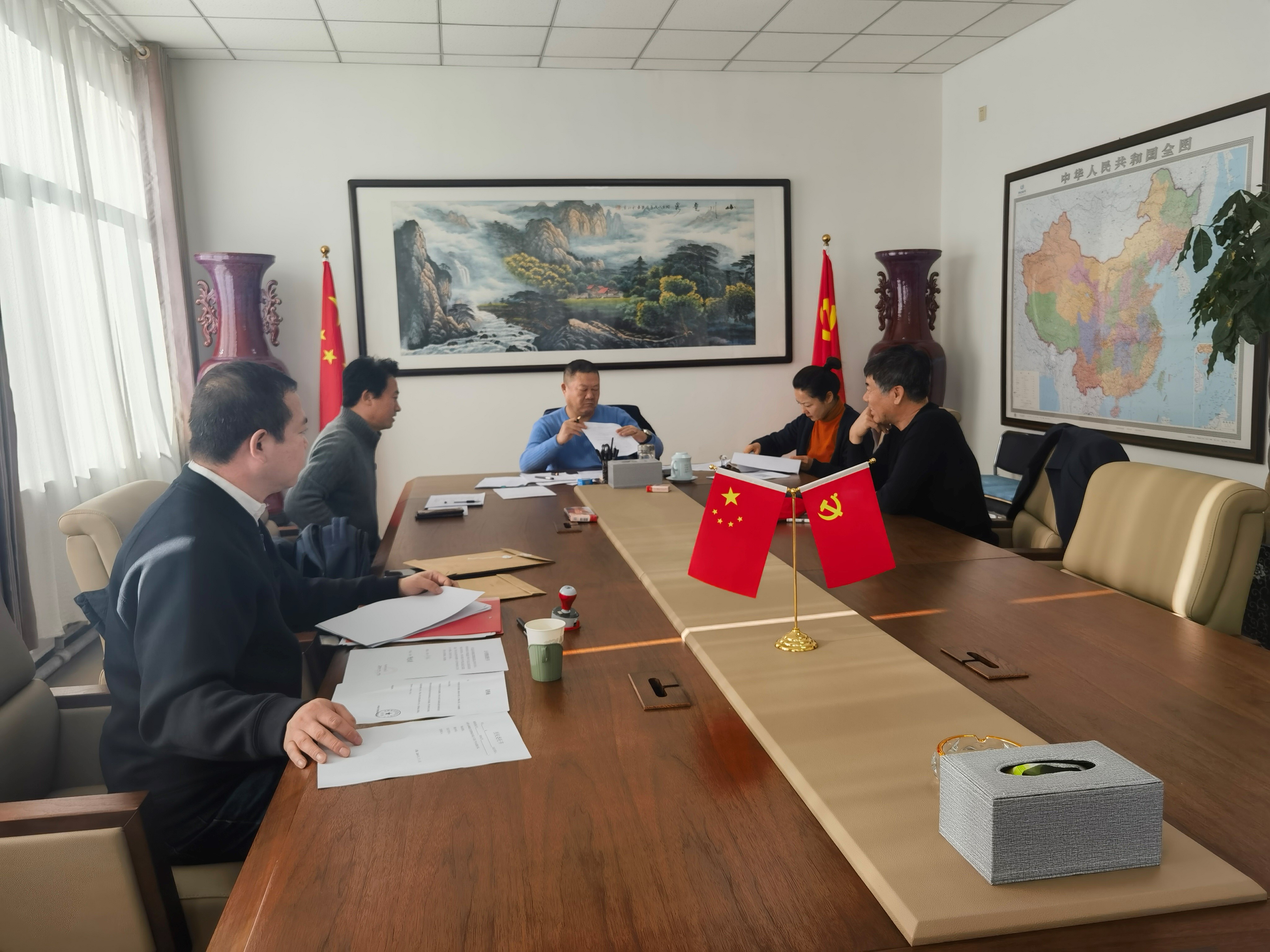 赤峰平煤投资有限责任公司全力备战2024年度供热煤储运工作(图1)