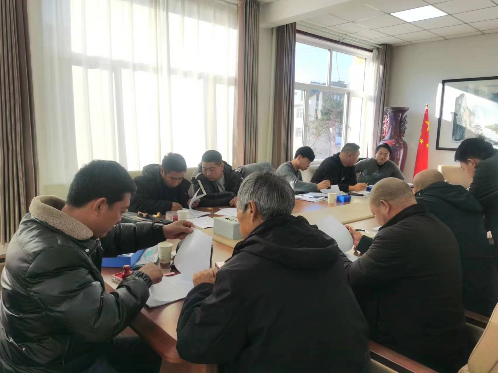 赤峰平煤投资有限责任公司全力备战2024年度供热煤储运工作(图2)