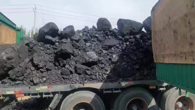 心系民生办实事，企业致谢送锦旗(图3)