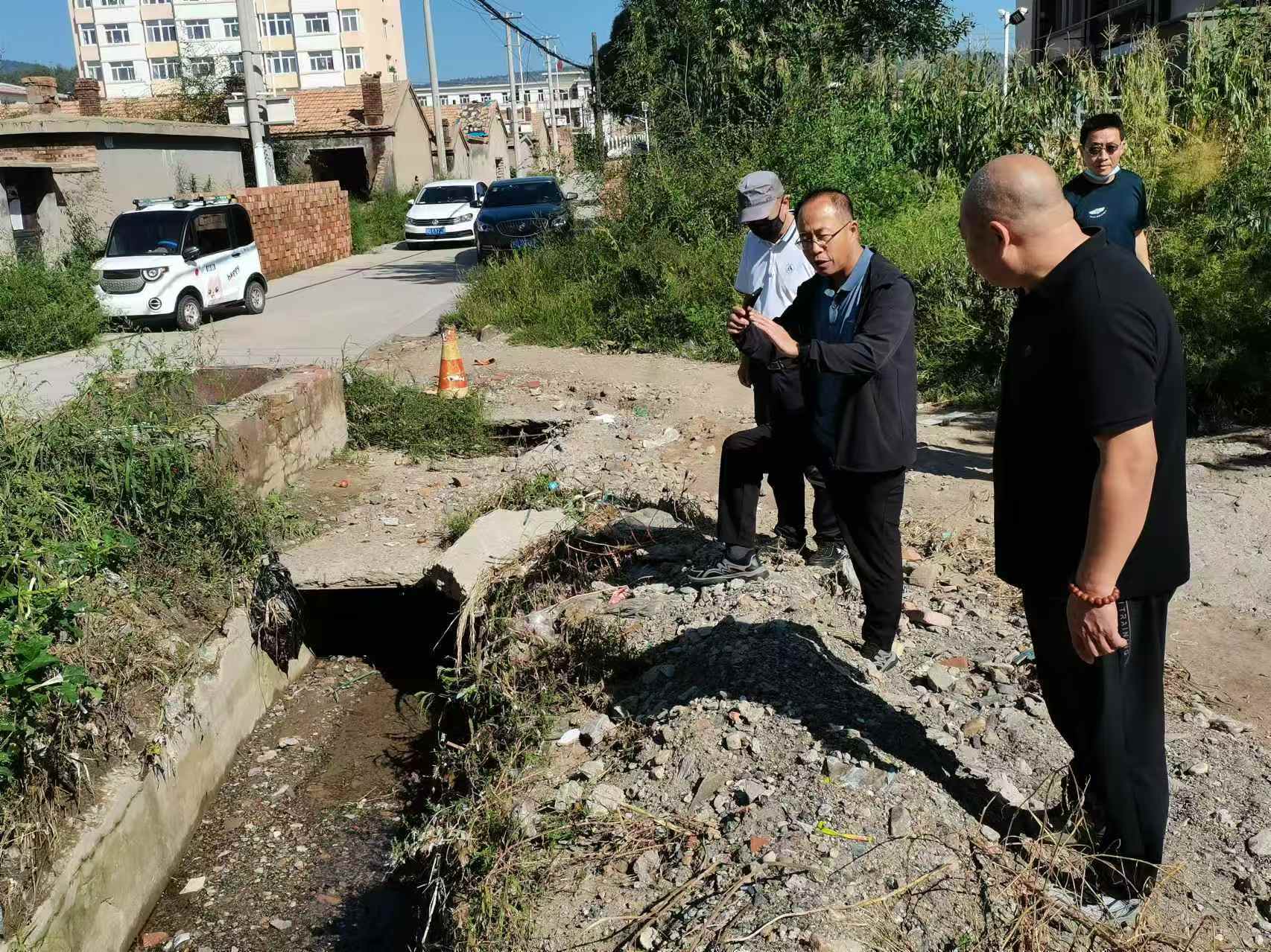 加强安全巡查   守护矿区平安(图1)