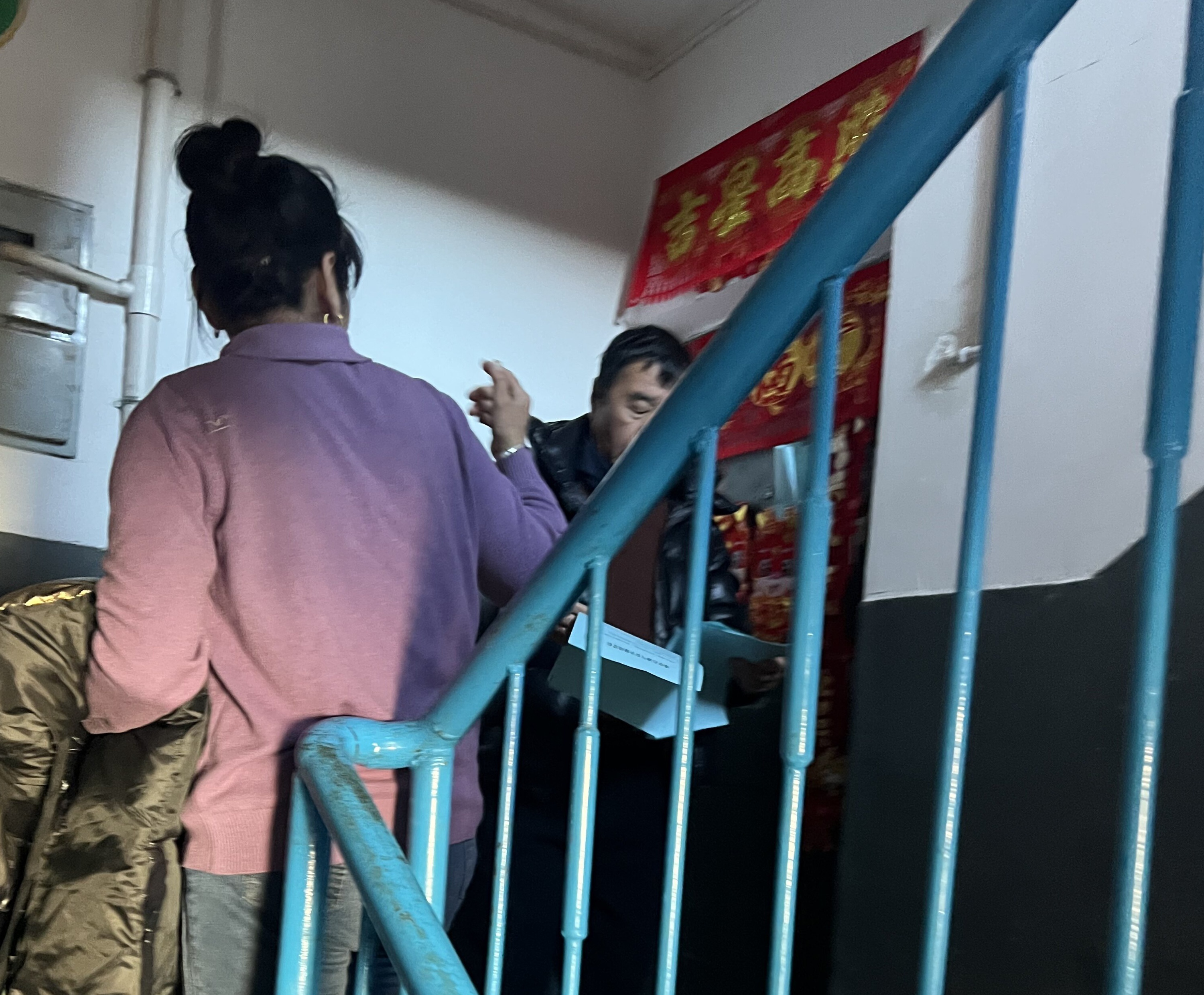 五家物业公司与五家社区开展消防安全知识宣传活动(图1)