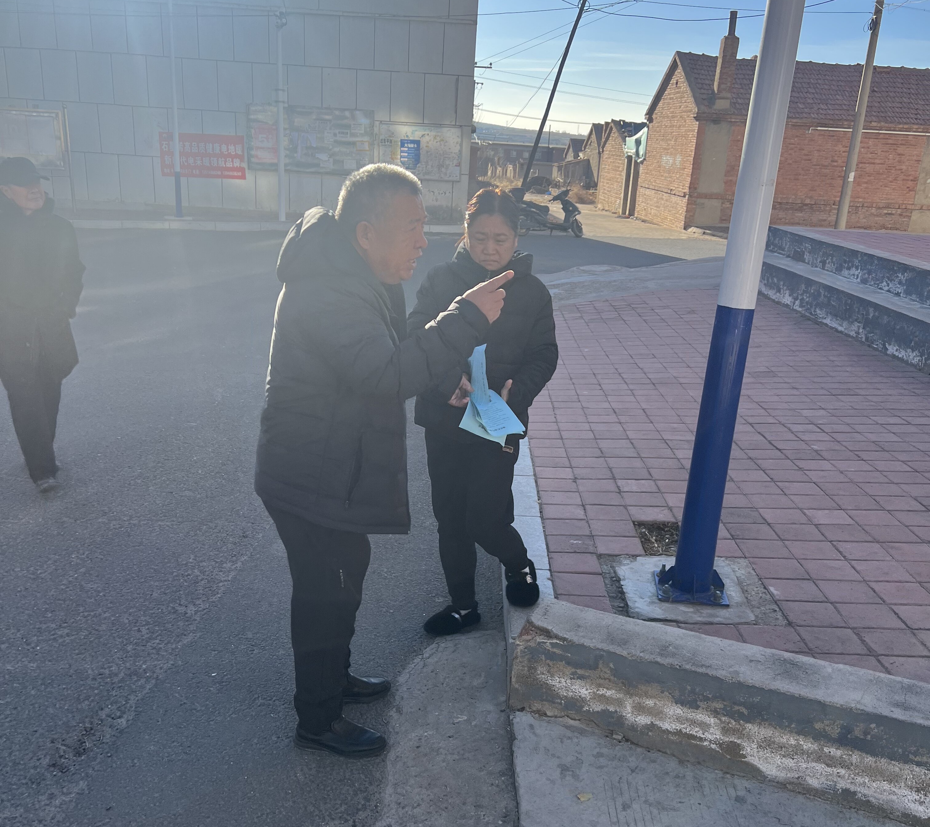 五家物业公司与五家社区开展消防安全知识宣传活动(图2)