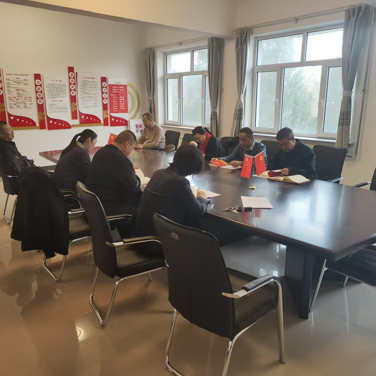 风水沟分公司召开矿区冬季大环境治理工作会议(图1)