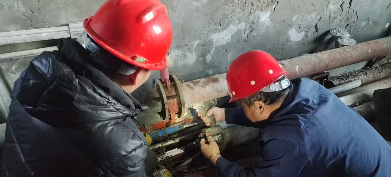 关心居民生活 解决洗浴难题(图1) 关心居民生活 解决洗浴难题(图1)