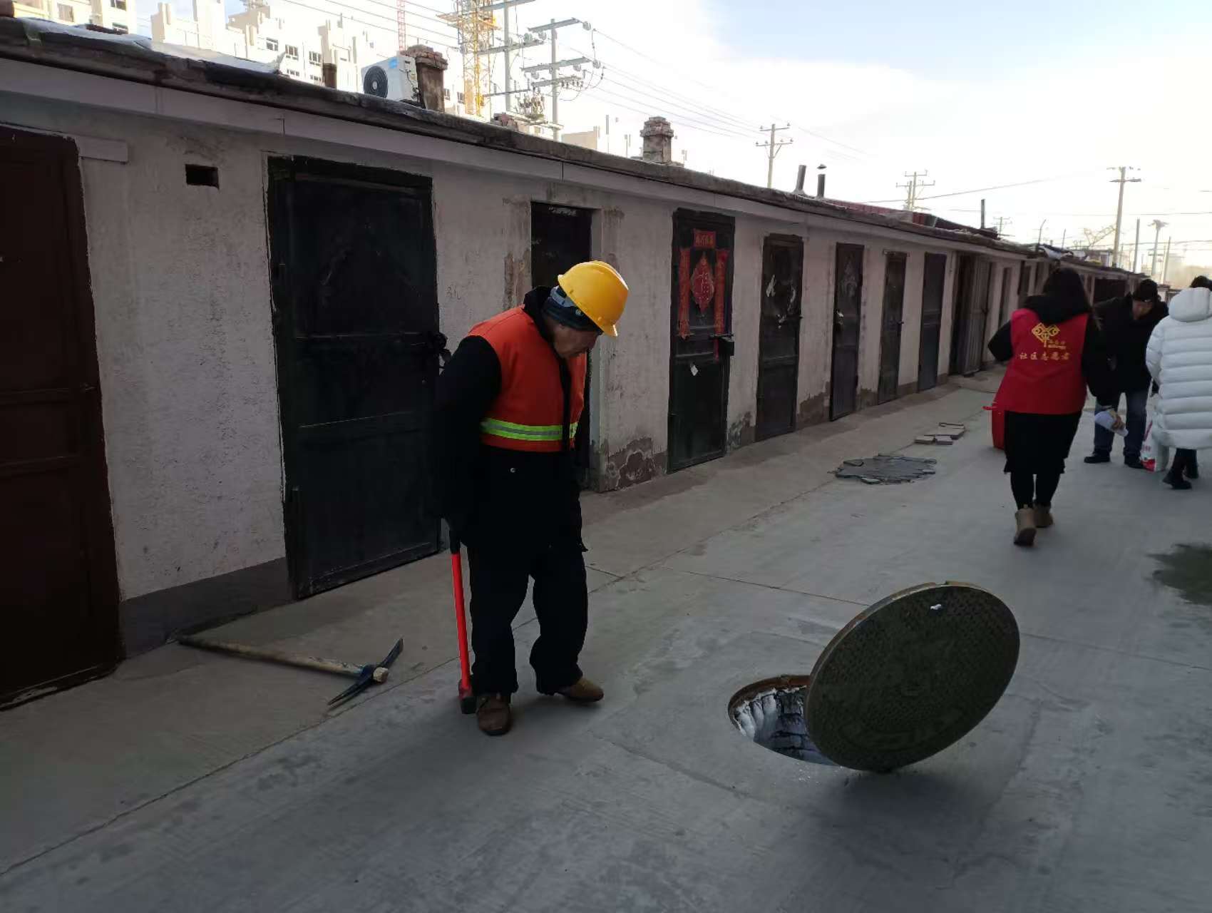 疏通下水道 顺畅聚民心(图1)