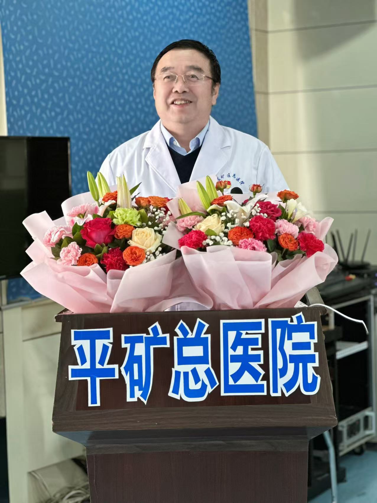 情暖三月  共促发展(图2)
