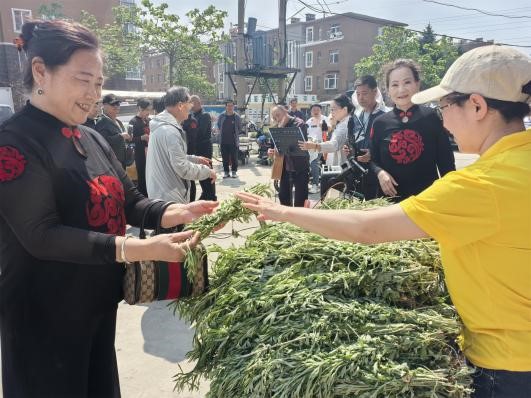 铸牢中华民族共同体意识 平煤投资公司在行动(图6)
