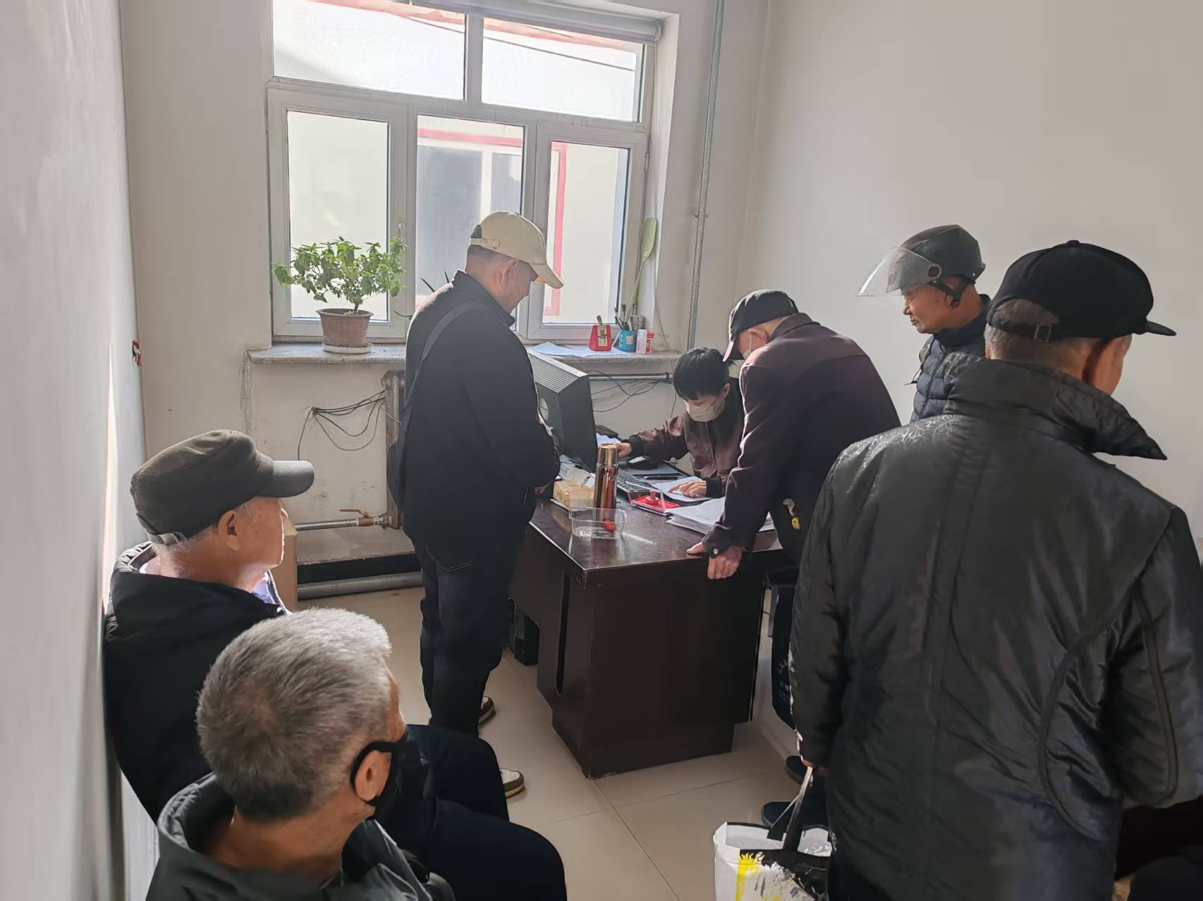 将公司“三会”精神转化为窗口服务的新动力(图2)