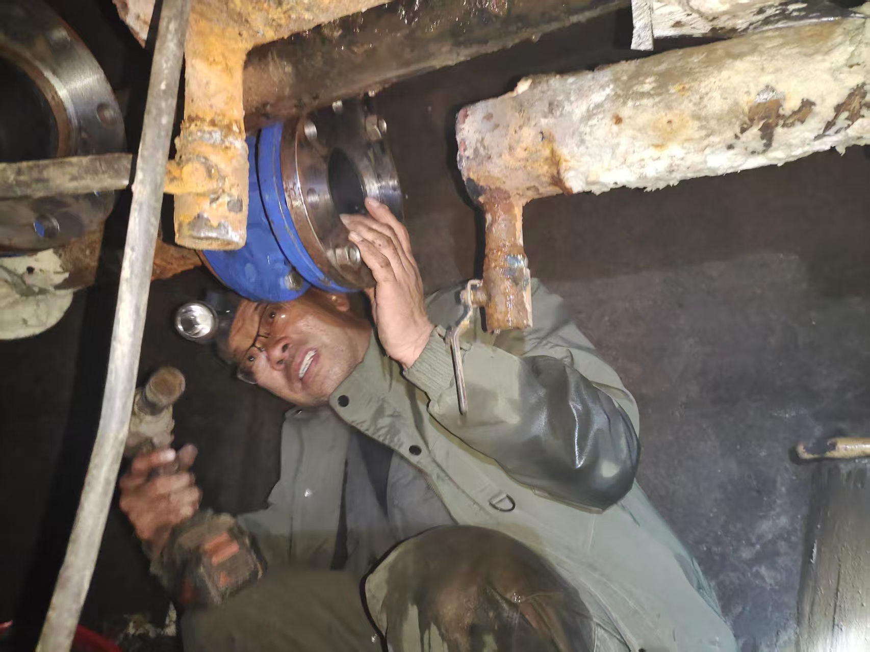 鏖战供暖季 筑牢民生“温暖防线”(图1)