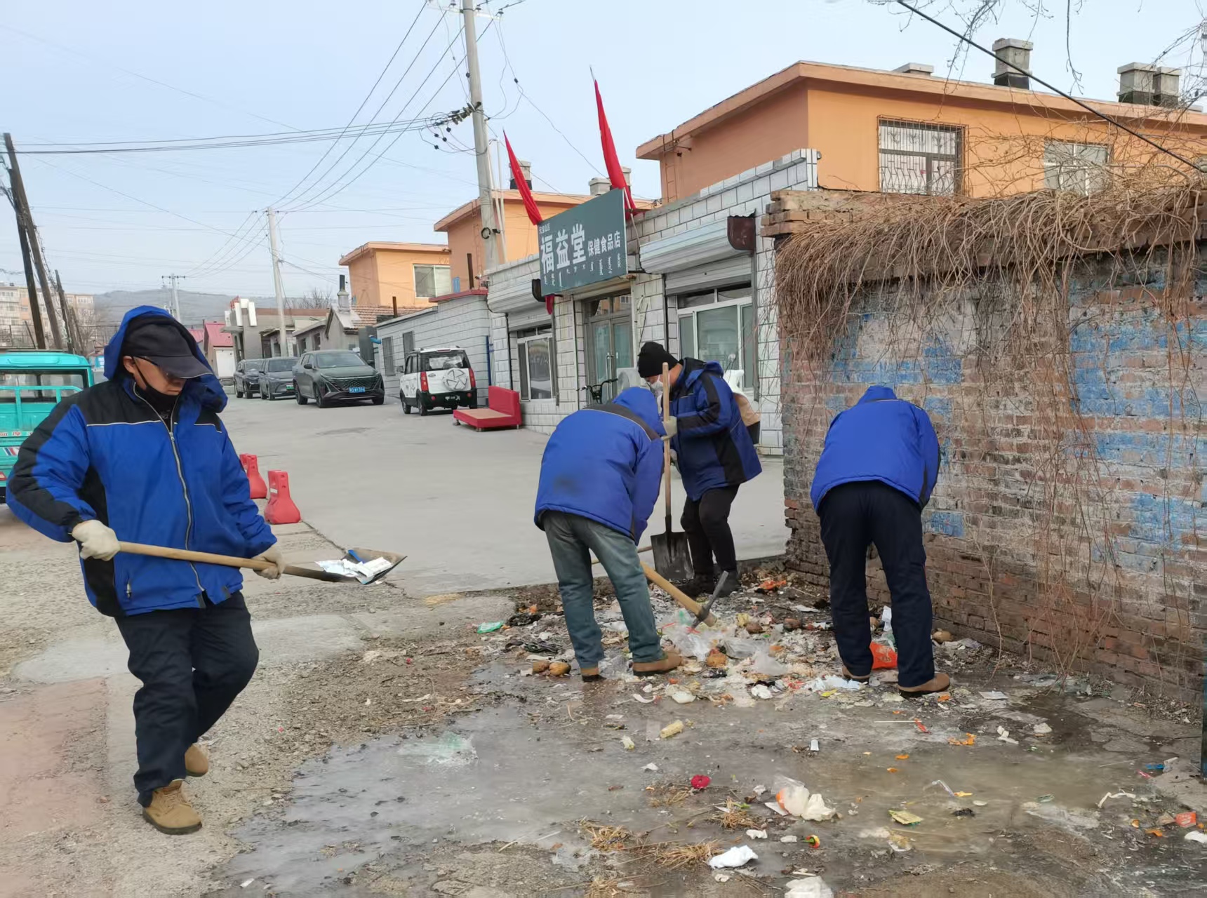 节前义务劳动 创造整洁环境(图2)