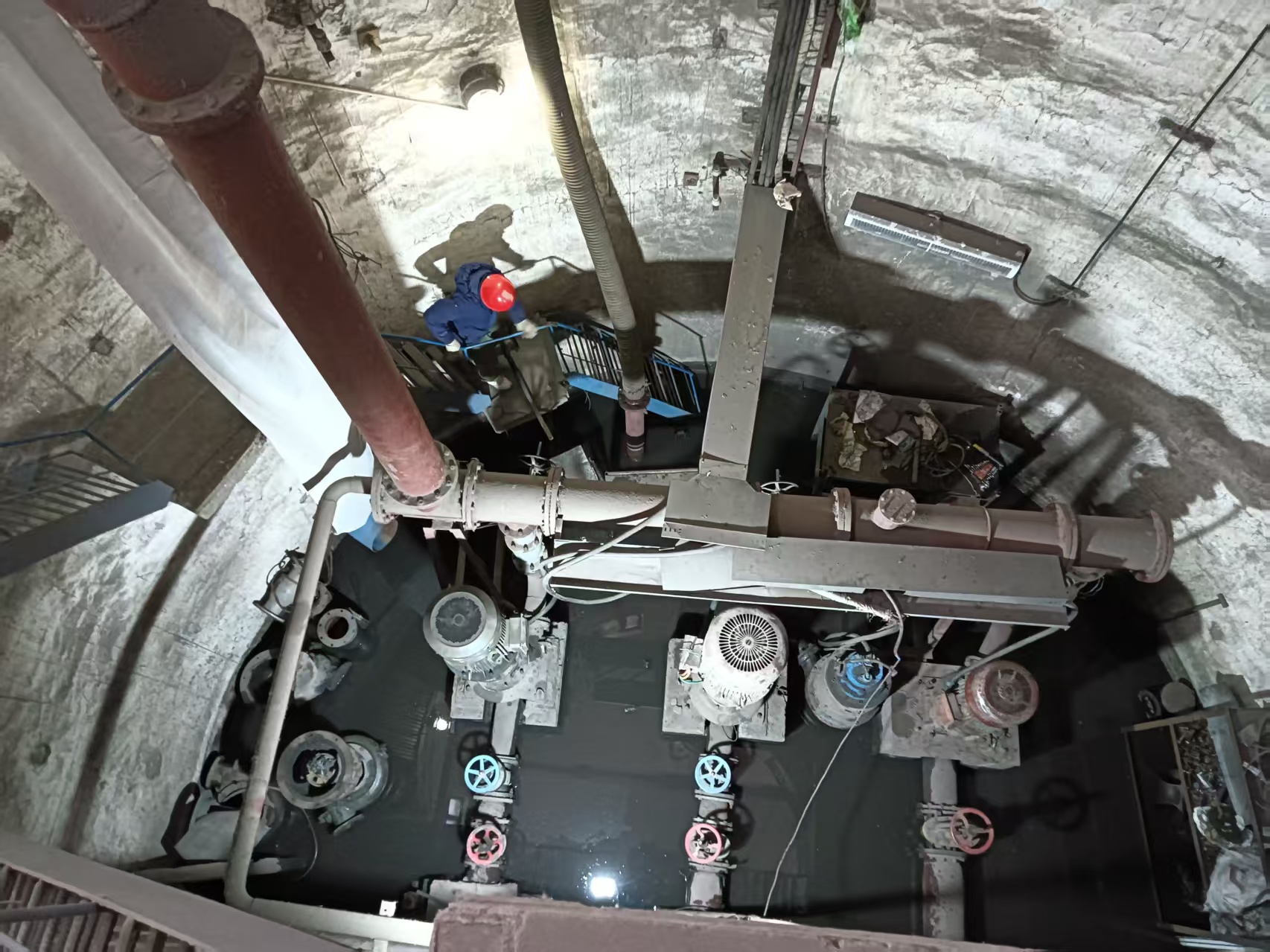 汲取事故教训 筑牢安全防线(图1)