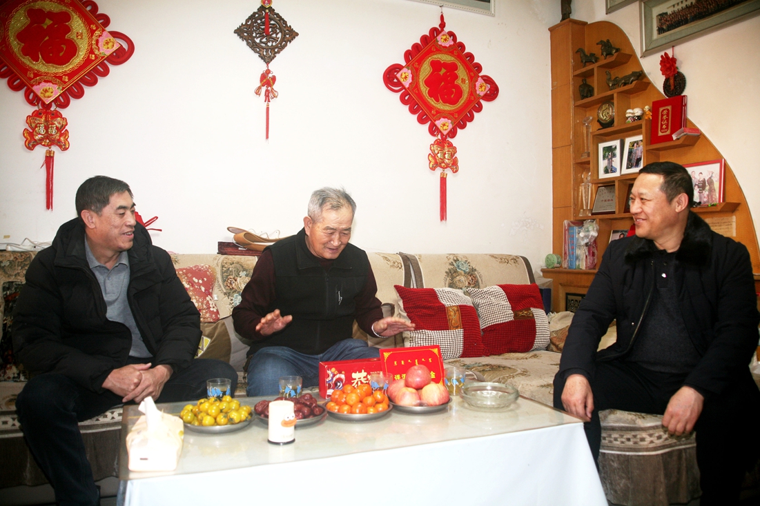 走访慰问暖人心 安全检查护平安(图2)