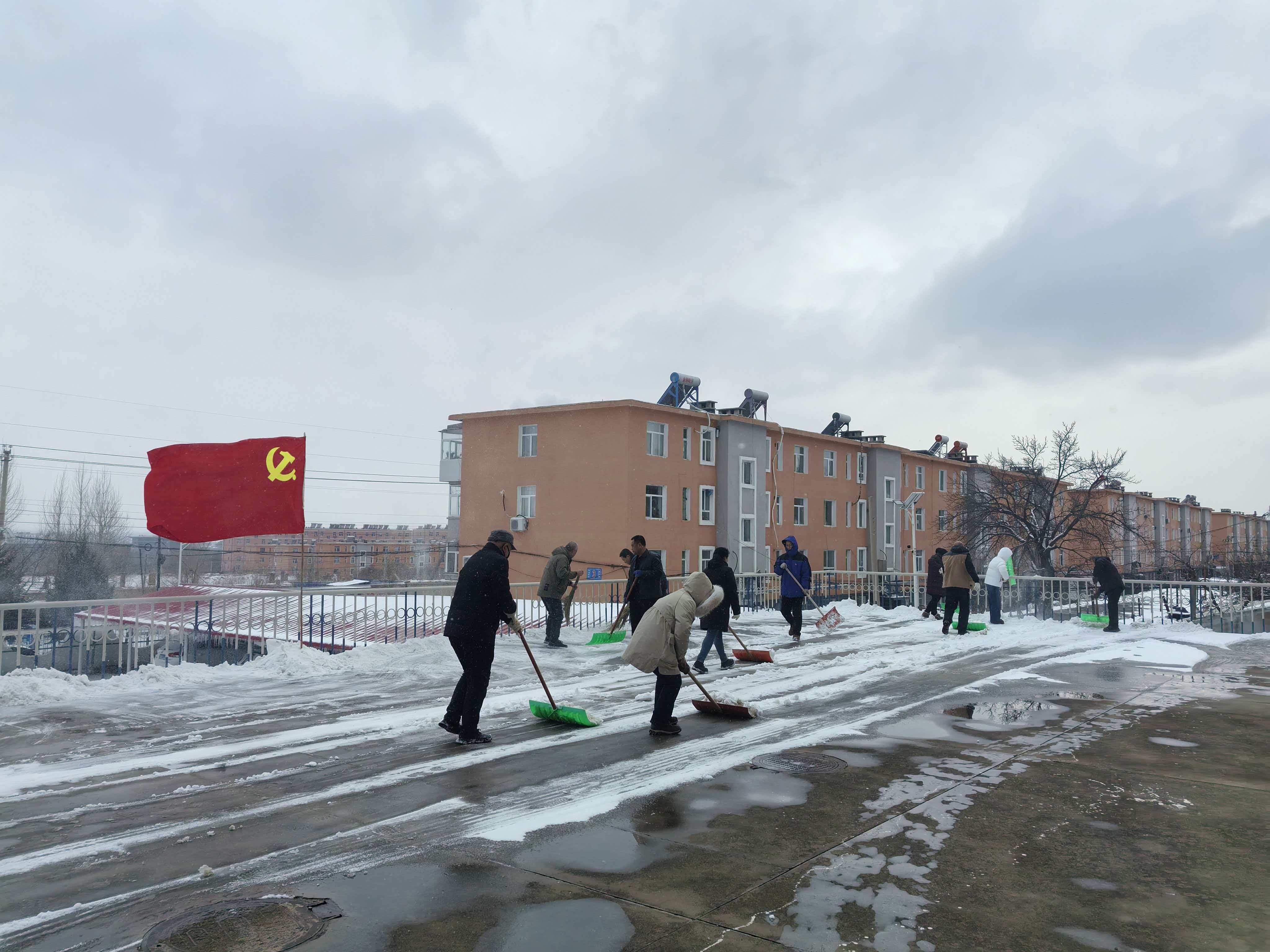 古山分公司开展“学雷锋 见行动”主题党日活动(图2)