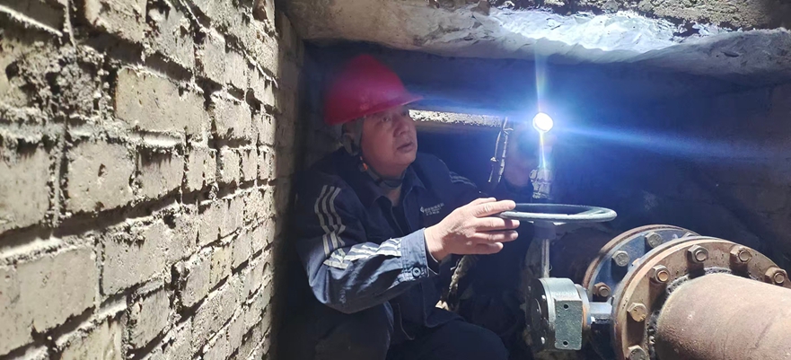 元煤物业开展供暖设施全面排查夯实夏季检修基础(图2)