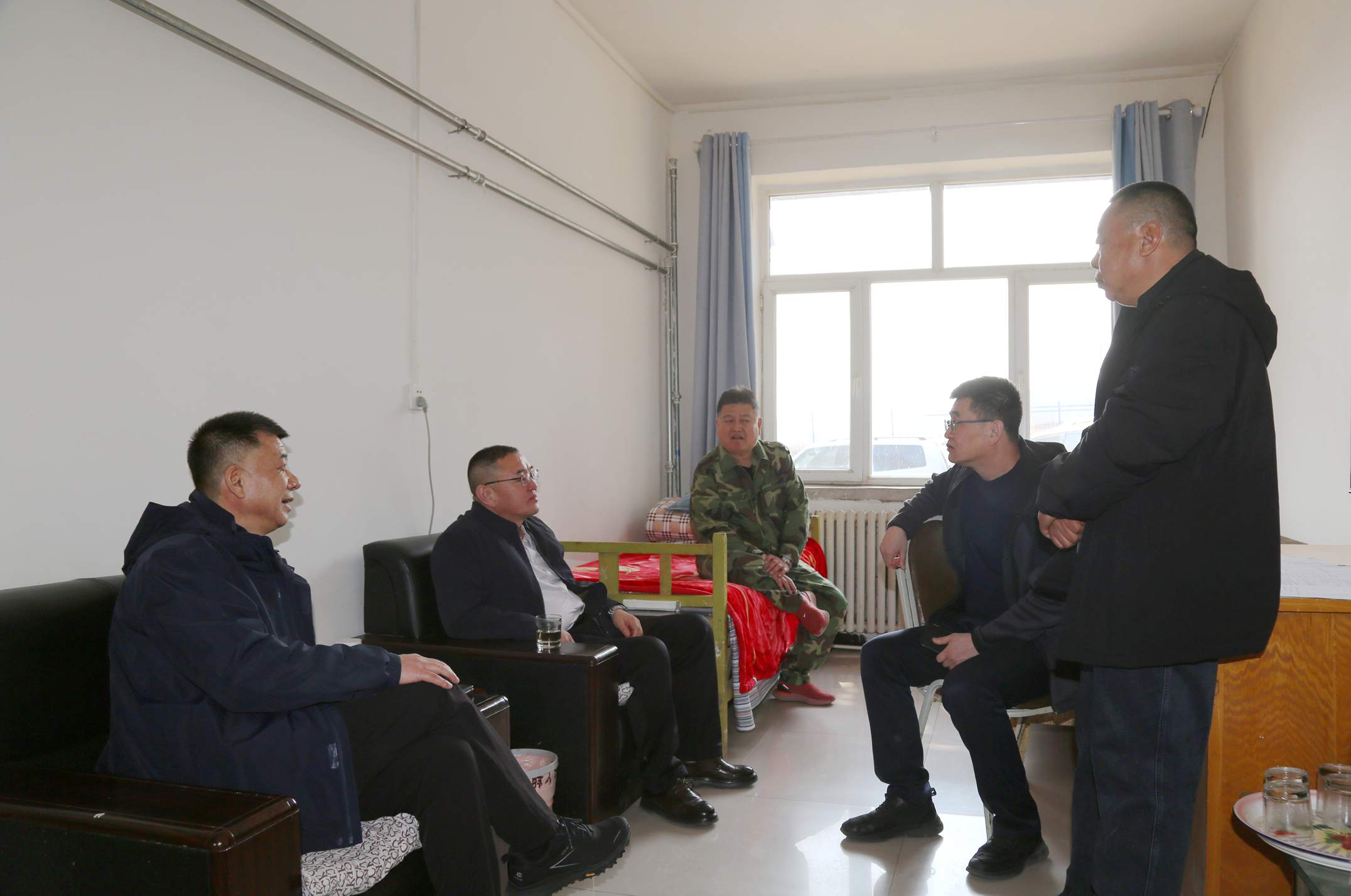 深入林场察实情 实干担当谋新篇(图3)