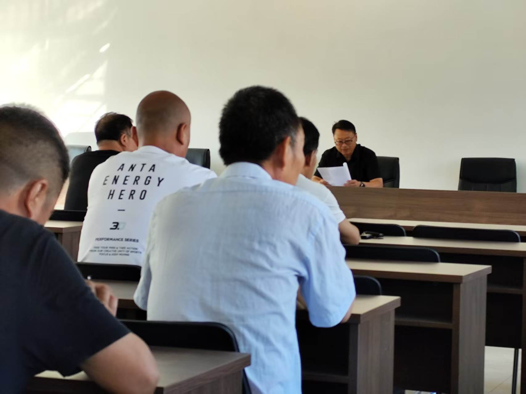 深学民族政策 厚植团结根基(图1)