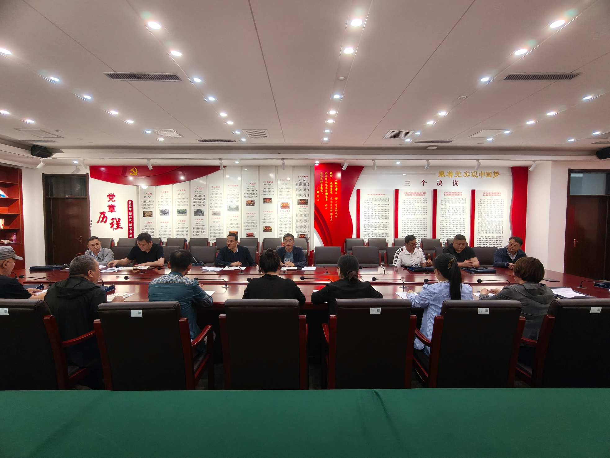 树牢正确政绩观 激发实干新担当(图2)